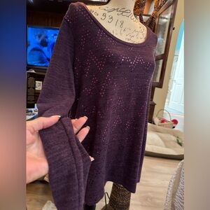 Style and company large sweater light sequins! Great shape!